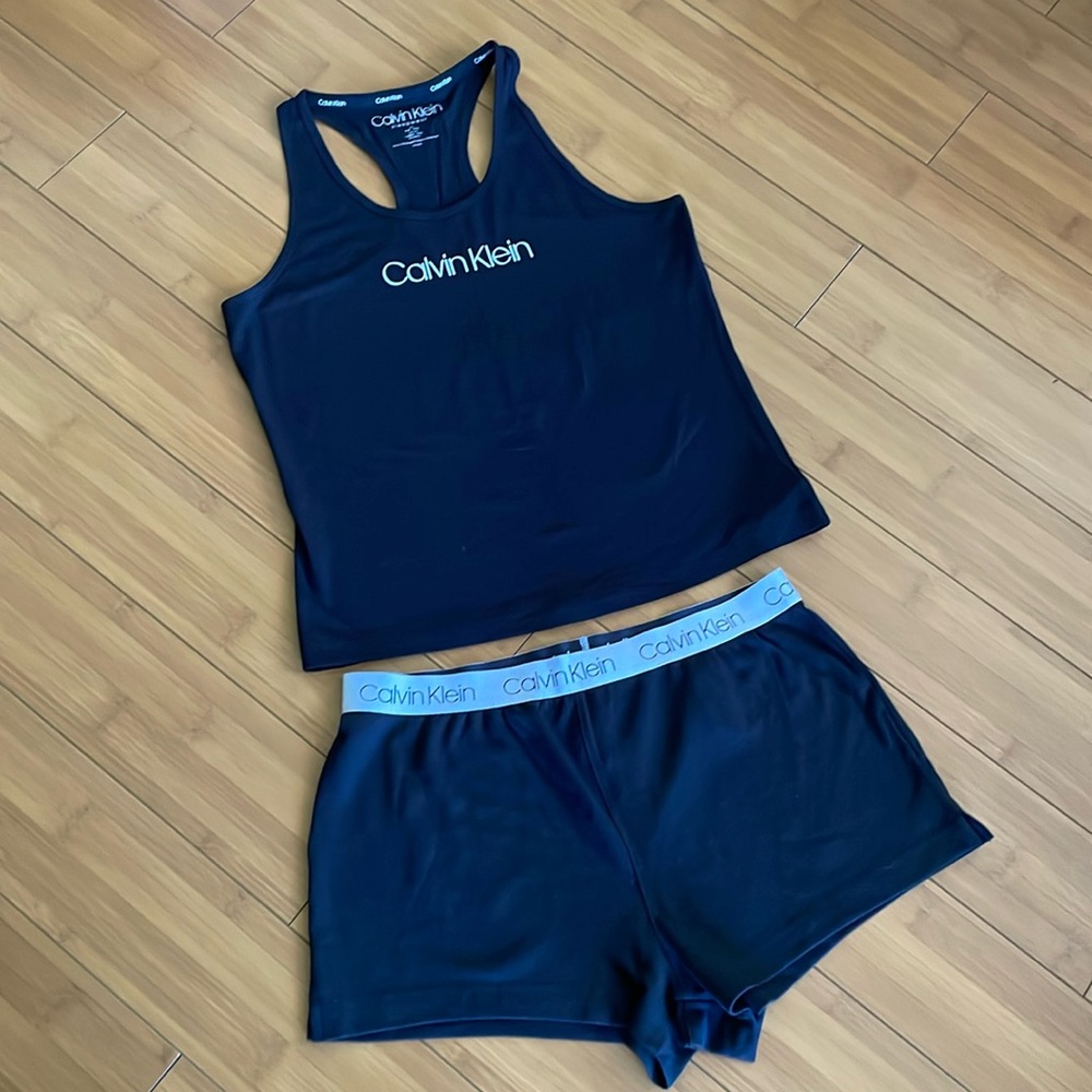 Calvin Klein sleepwear size L